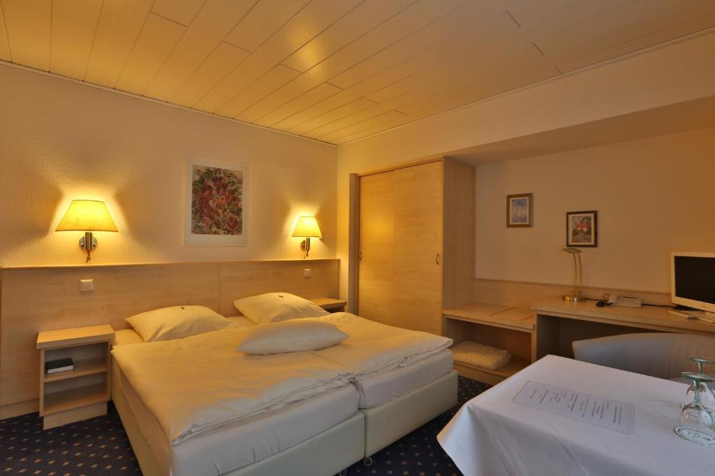 Parkhotel シュタットハーゲン エクステリア 写真